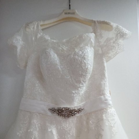 Wedding Dress - Off White - Mingda's Dress - Picture 3 of 13